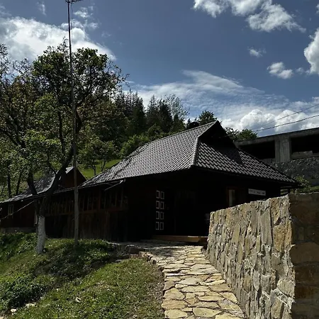 Budz яворів Apartment