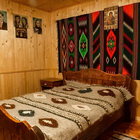 Budz яворів Palyanytsya